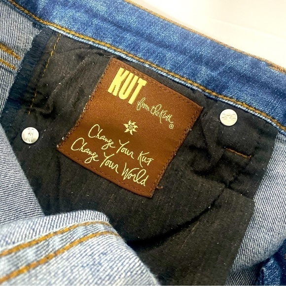 Kut From The Kloth Jeans Women’s Size 6 Distressed High-Rise Baby Bootcut - Picture 5 of 16
